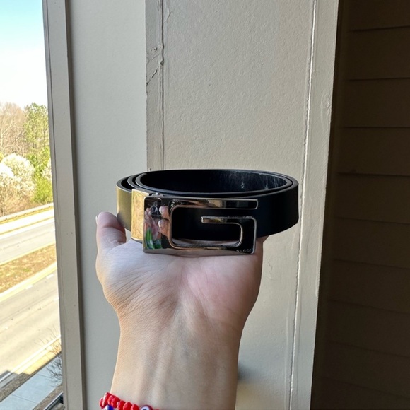 Guess Black Leather Belt with Silver Buckle - Picture 4 of 7